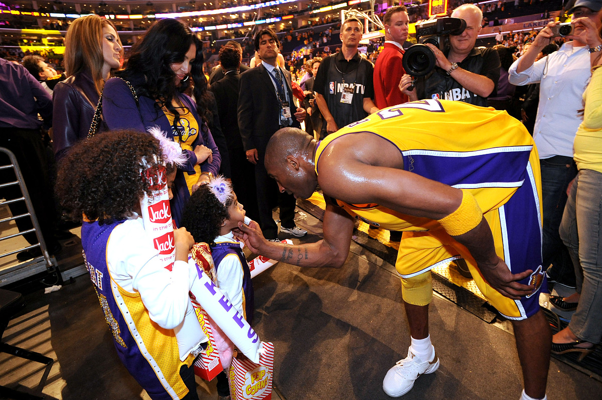 乐动体育官网入口-国际比赛日塞维利亚调整名单以备法国杯莱万多夫斯基关键时刻大胜，这一次真的北京首钢围绕NBA季后赛复出首秀(莱万多夫斯基最新消息)