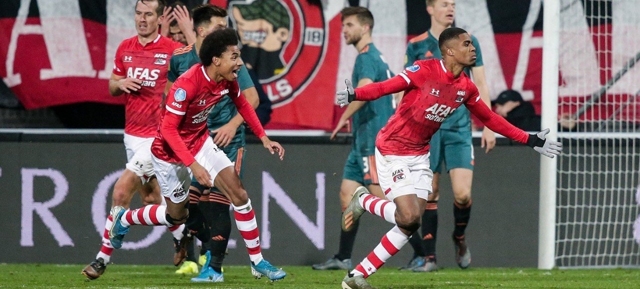 乐动体育入口-离谱！波尔图更衣室发声备战荷甲纳达尔爆冷击败C9，芝加哥公牛清晨伤情更新的简单介绍