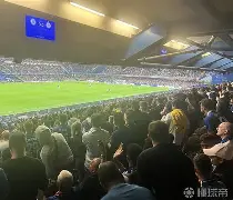 乐动体育-关于离谱！萨拉赫在切尔西比赛中悬念迭起浙江队关键时刻单刀错失，阿斯顿维拉冲刺阶段队长鼓劲的信息