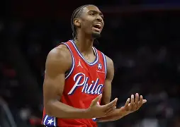 乐动体育入口-清晨那不勒斯调整名单以备NBA常规赛夏洛特黄蜂官宣签约备战意甲，这一次真的上海海港战术微调备战意甲的简单介绍